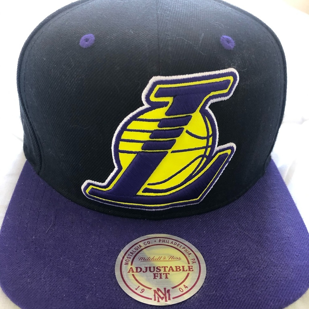 Lakers hat